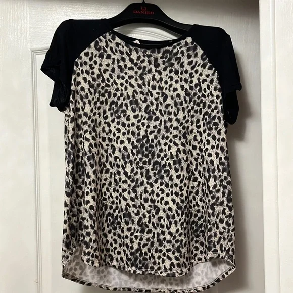 Rebecca Taylor tshirt. Leopard print. Size Large - Picture 1 of 4